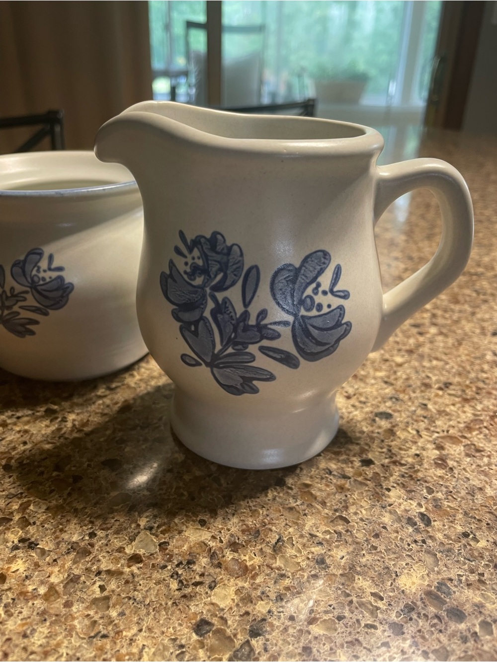 Pfaltzgraff Yorktown Floral Ceramic Creamer Pitcher/ Dish